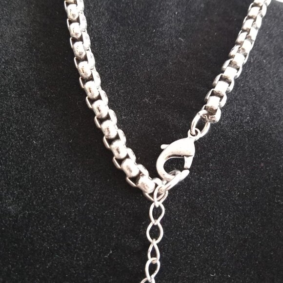 VTG 36" Stunning Boho Southwestern Silver Tone 4 Chain Filigree Dangle Necklace - Picture 10 of 14